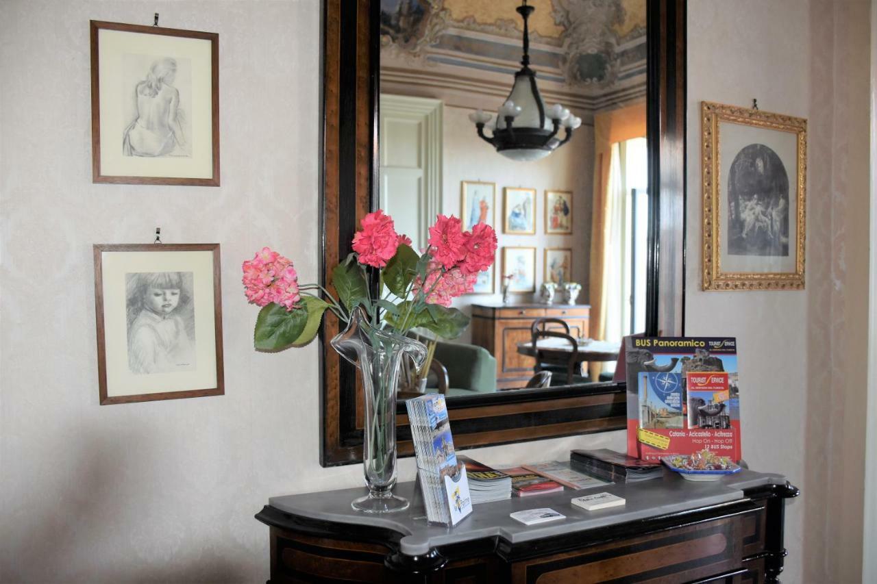 B&B Al Teatro Massimo カターニア エクステリア 写真